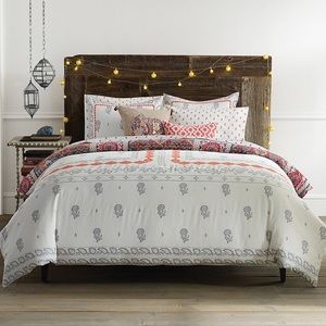 Twin/Twin XL Anthology Reversible Comforter Set